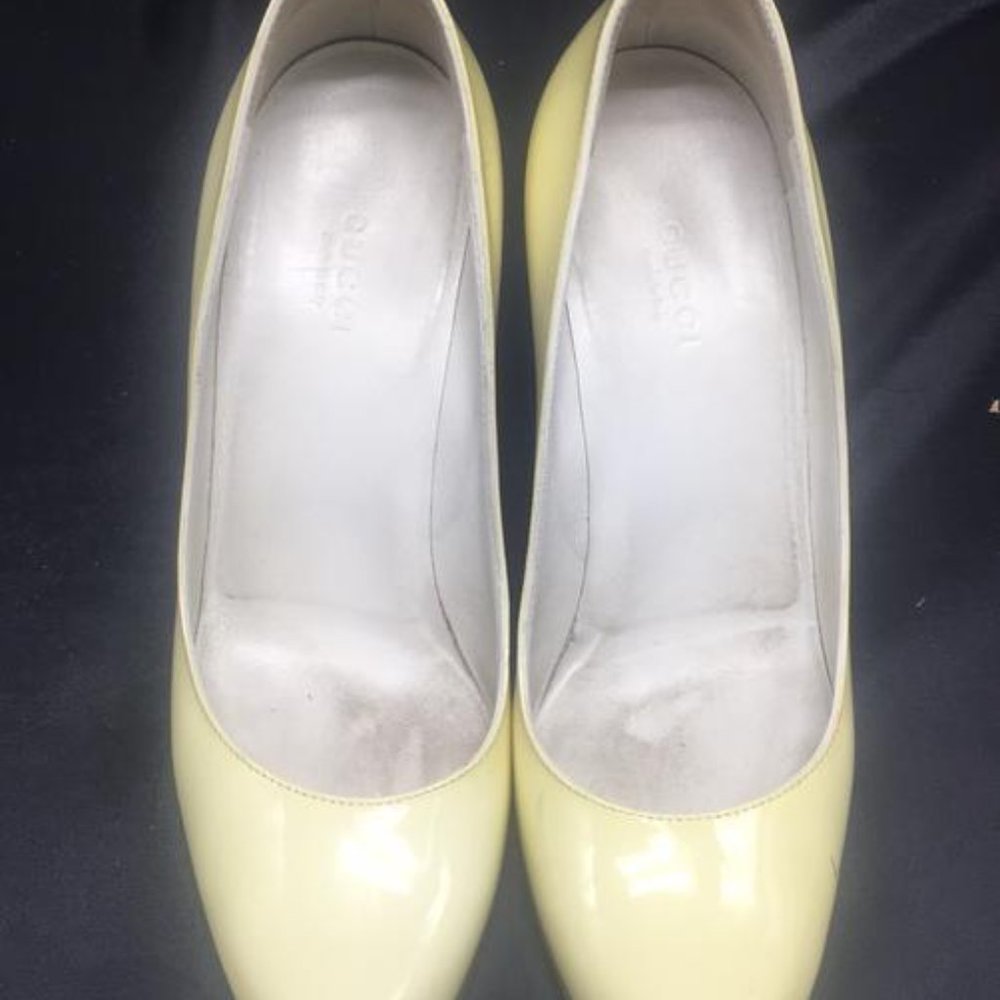 Gucci Yellow Patent Leather Pumps - Picture 3 of 12